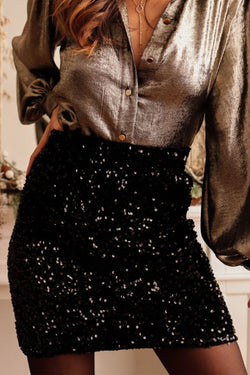 Dressing mini-skirt with black sequins