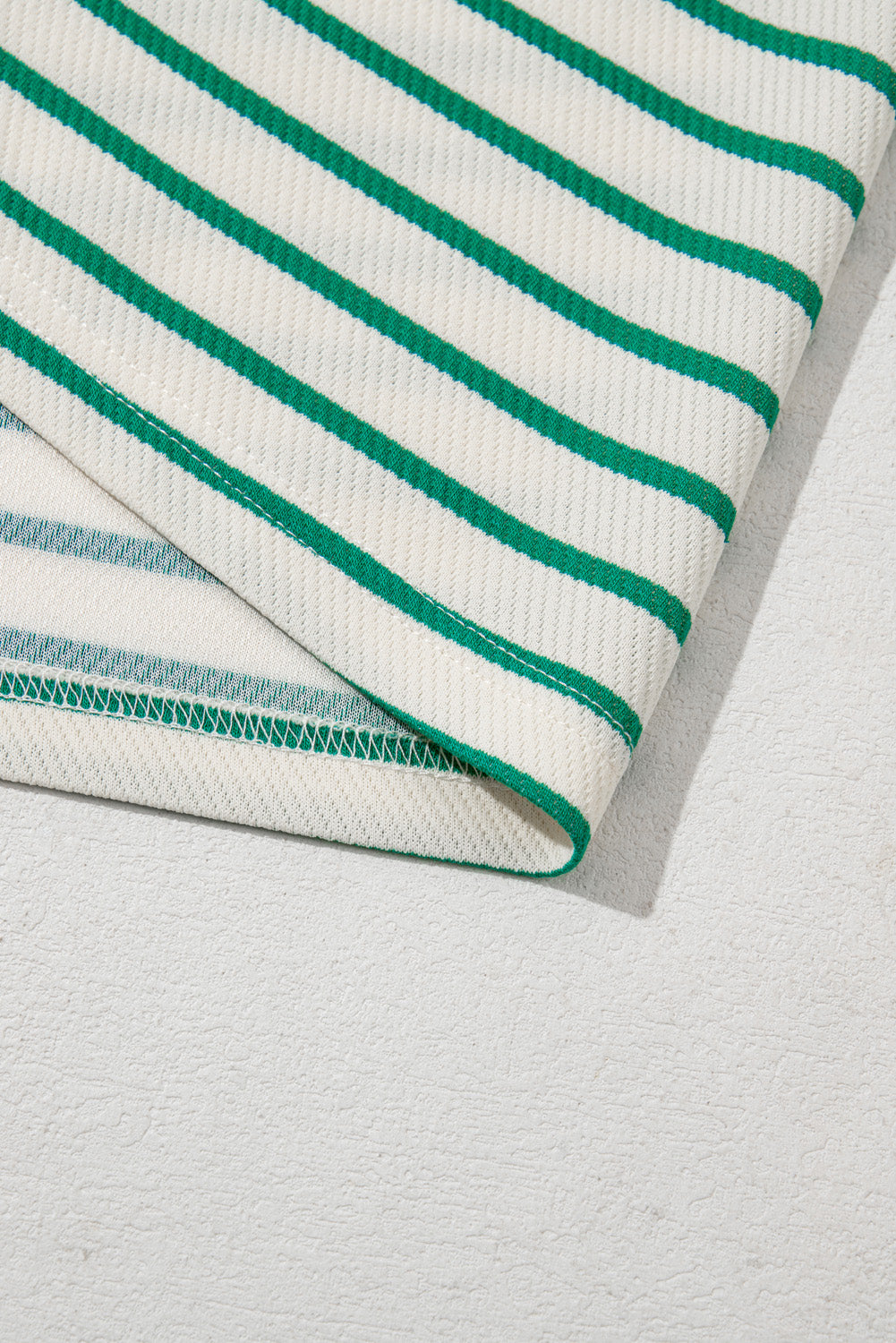 Camiseta redonda de cuello con grandes rayas verdes para Saint-Patrick