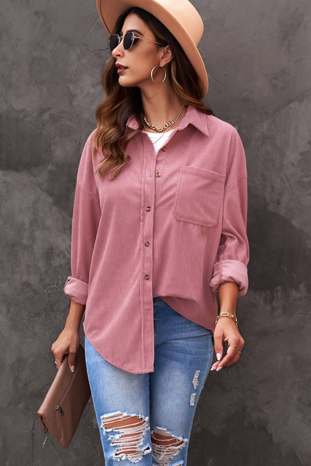 Chemise rose à poche boutonnée en velours côtelé-A WOMAN WE LOVE