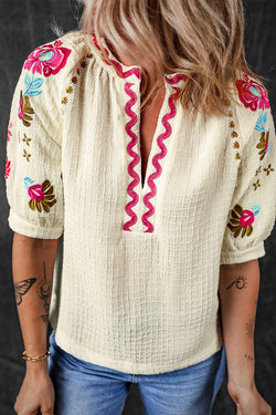 Ricrac puffing sleeve blouse embroidered with beige flowers