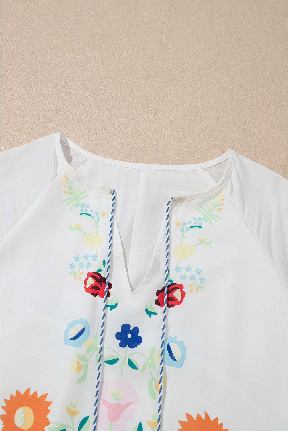 Mini-Robe with floral print and pompom style bohemian *