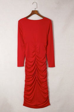 Molding gathered gathered bright sleeve dress with long sleeves and v -collar