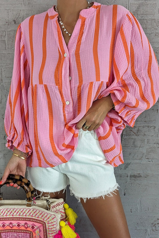 Bullyed shirt with rushed sleeve buttoned with orange stripes