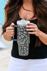 Portable cup in 40oz stainless steel with gray leopard print with handle