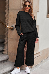 Tirar y pantalones negros negros y pantalones negros