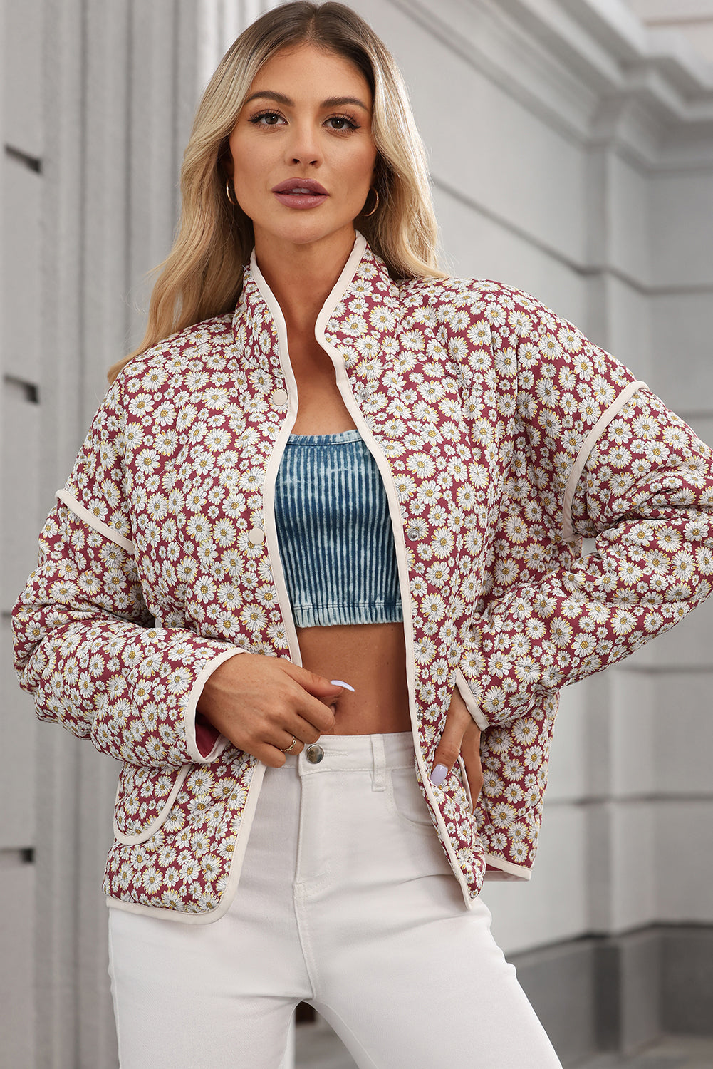 Rose -collar pink jacket with contrasting pockets and edges with floral print