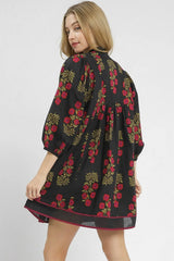 Robe courte à volants et manches longues à imprimé floral