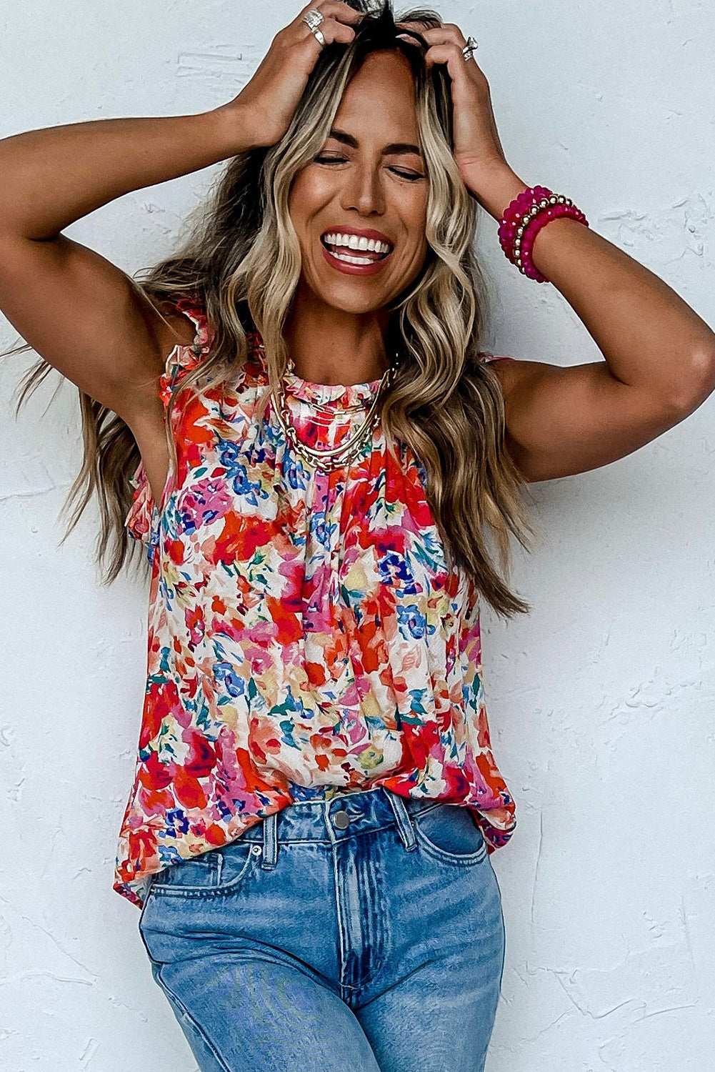 Camiseta de tanque floral boho plisado de cuello con volantes rojos