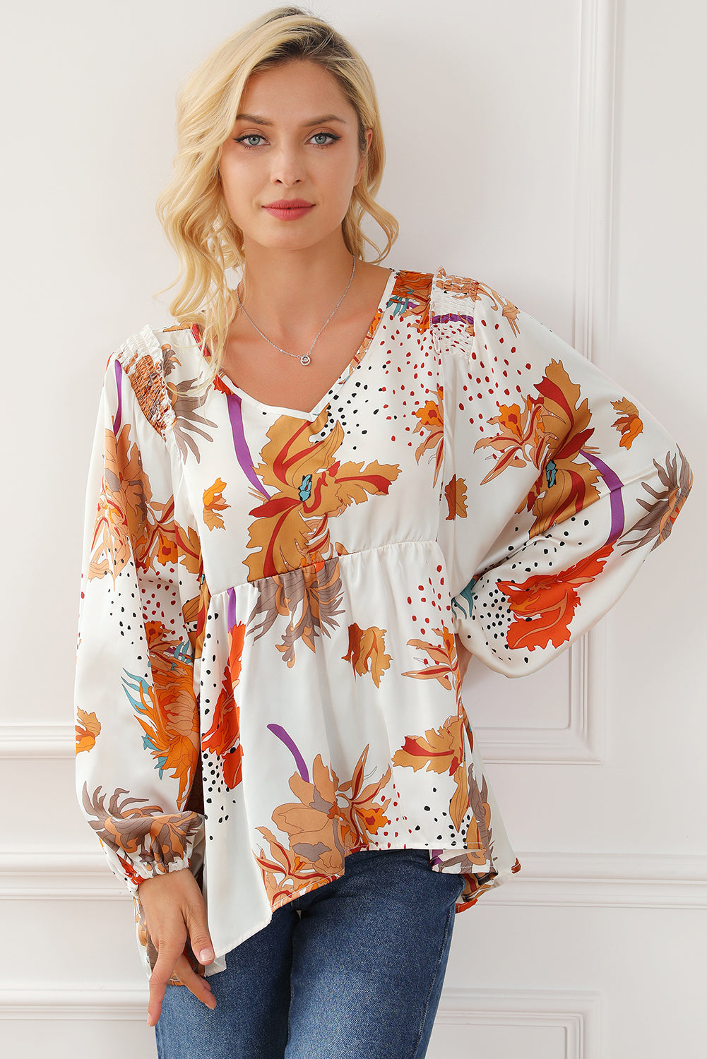 Chemisier babydoll multicolore à imprimé floral et col en V-A WOMAN WE LOVE