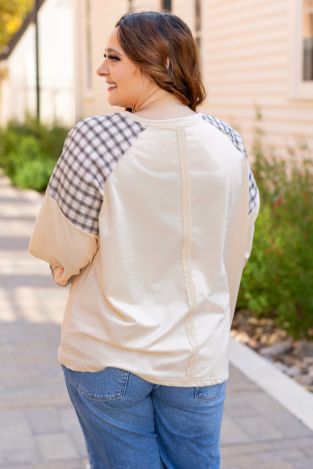 Haut à manches longues large à motif floral et coeur de paix beige à carreaux