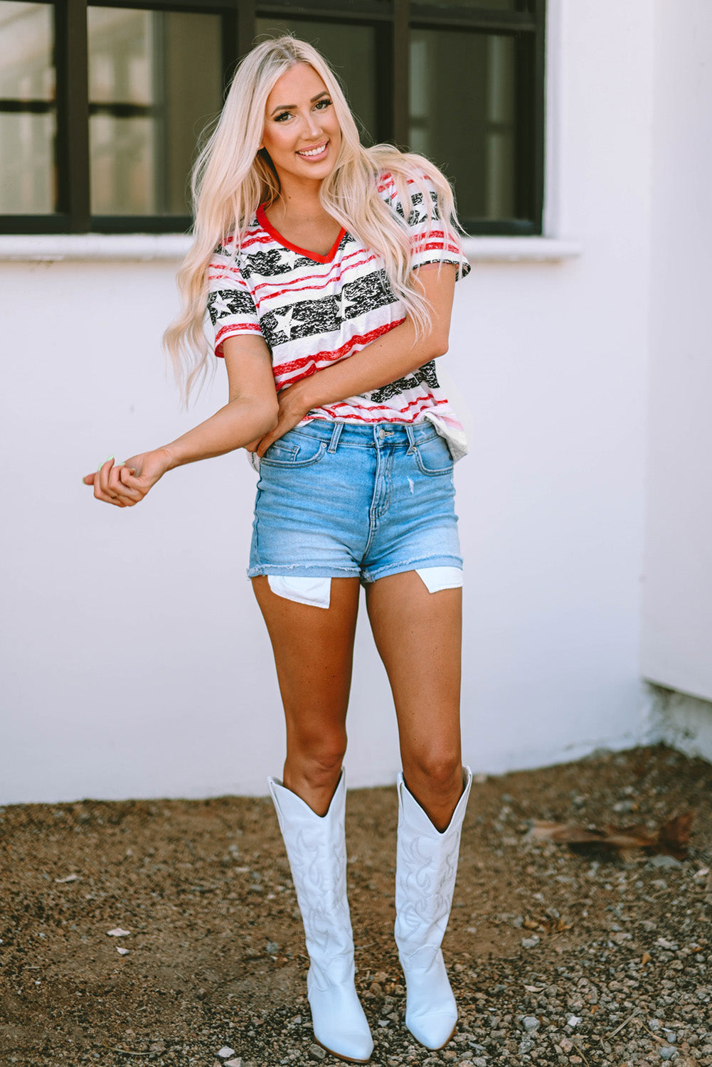 T-shirt Gray with V-neck and stars and stripes printed