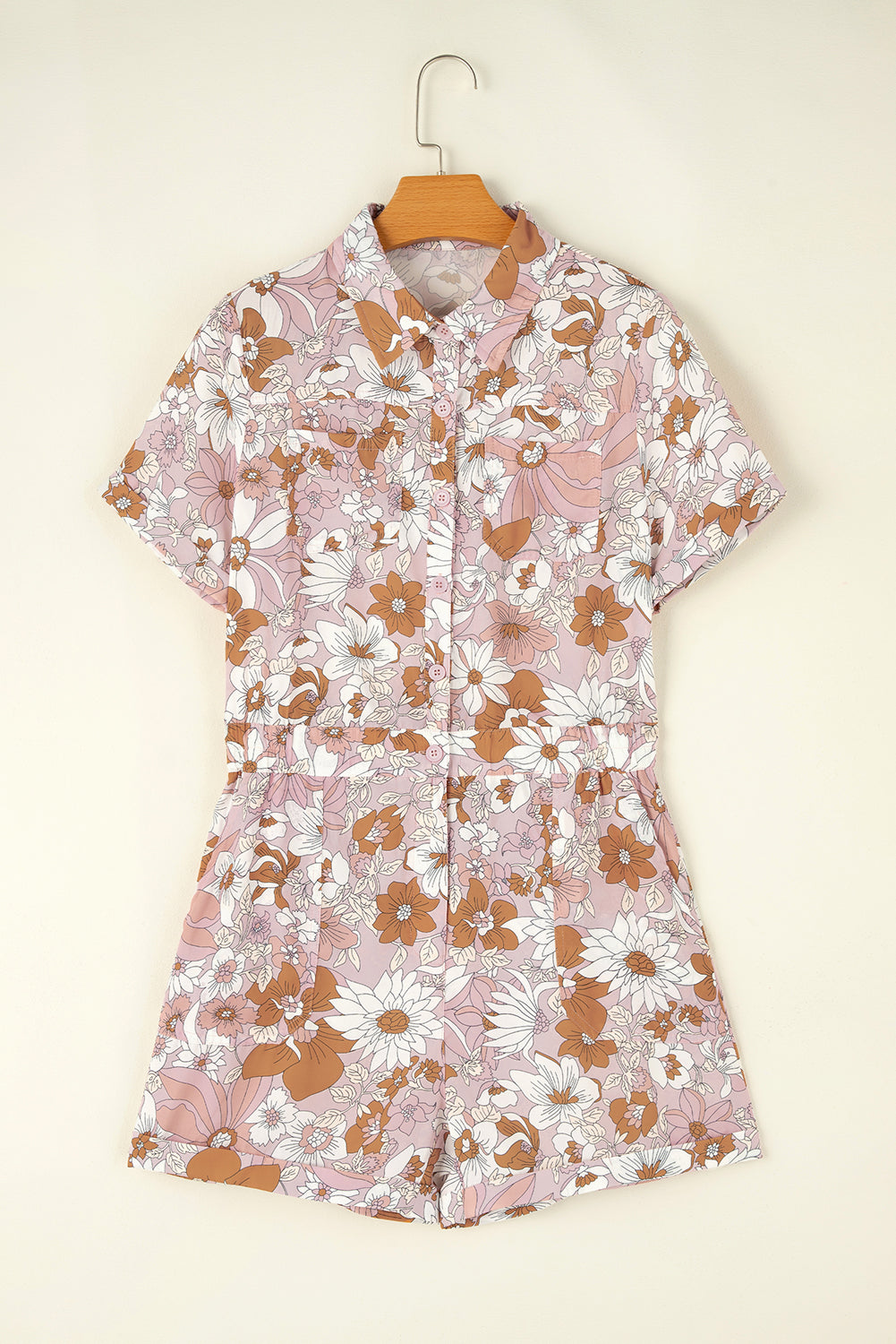 Combi-short florale rose à manches courtes et col boutonné sur le devant-A WOMAN WE LOVE