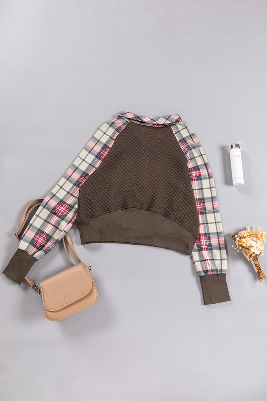 Textured sweatshirt with patchwork collar and plaid sleeves in khaki print